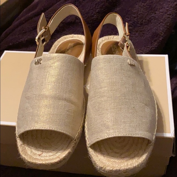 Michael Kors Fisher Espadrilles BNIB - Picture 2 of 5